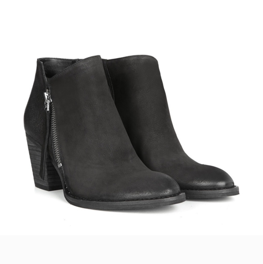 SAM EDELMAN "Macon" Leather Bootie